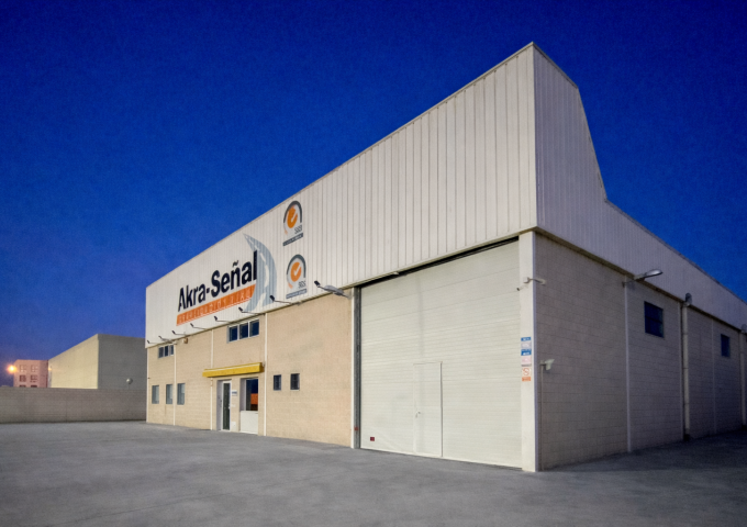 Bienvenidos a <strong>Akra-Señal</strong>